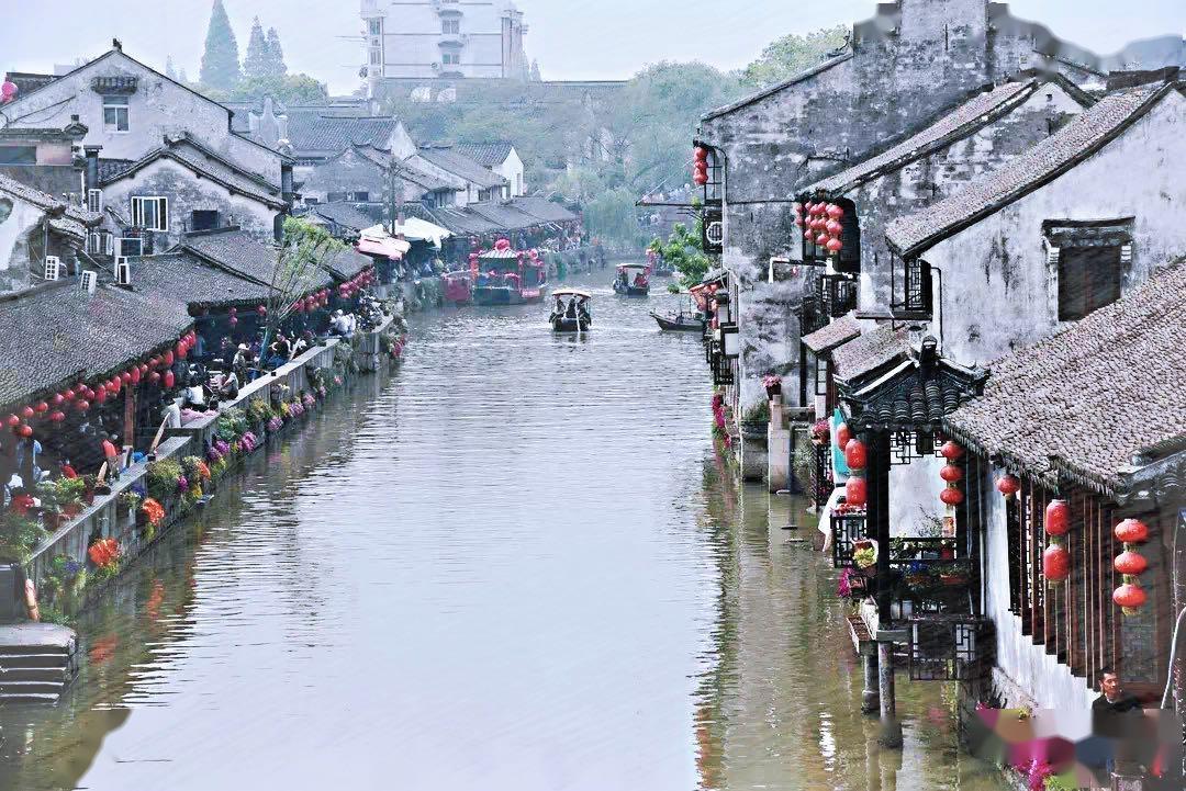 悬崖跳水运动